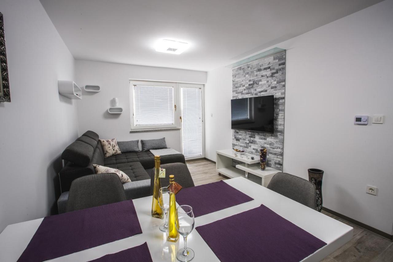 Apartment Ma&Ja With Hot Tub Metlika Dış mekan fotoğraf