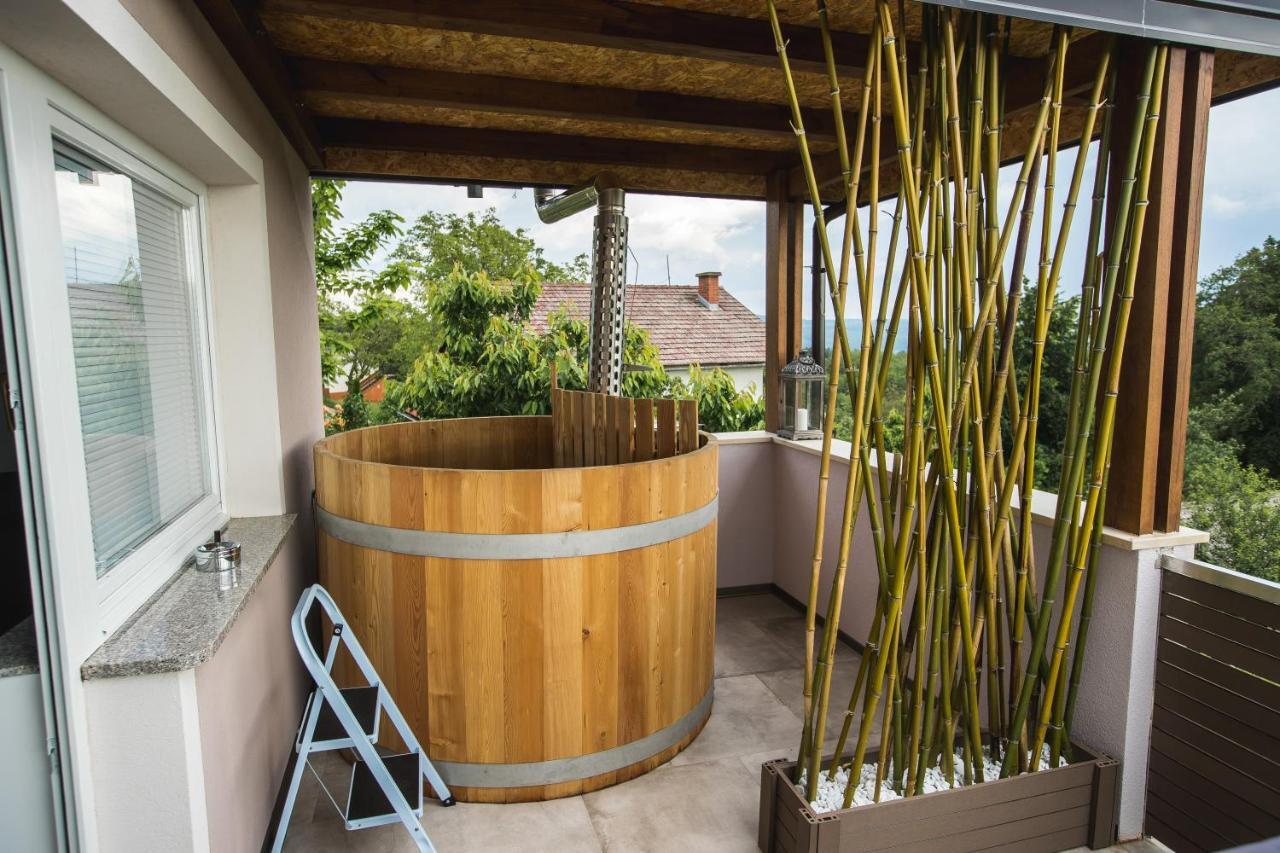 Apartment Ma&Ja With Hot Tub Metlika Dış mekan fotoğraf